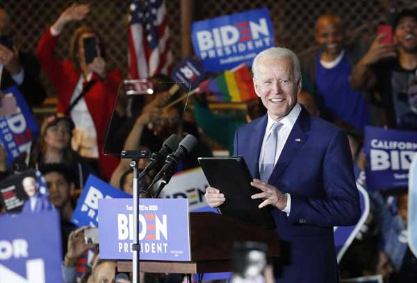 Biden wins Texas in big Super Tuesday sweep, Sanders ahead in California