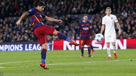 Luis Suarez bangs in a volley as Barcelona demolished Roma 6-1