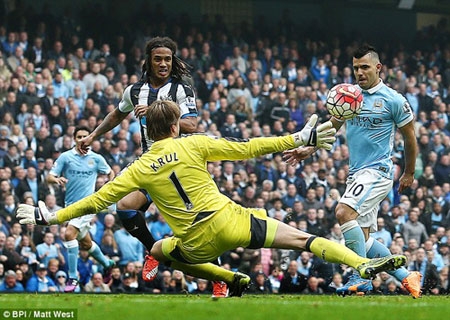 Aguero completed his hat-trick after racing on to a Kevin De Bruyne pass to lift the ball over Tim Krul